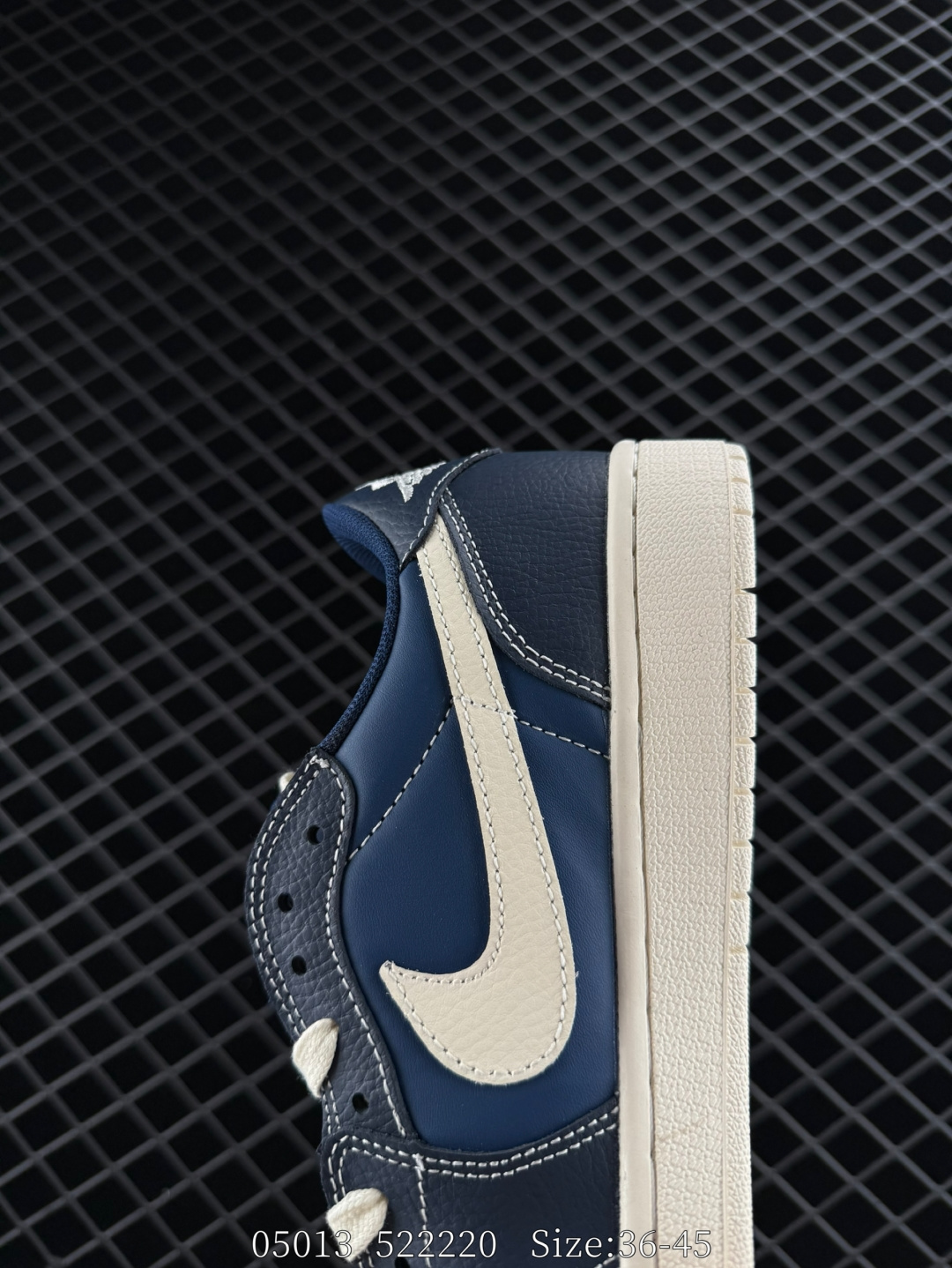 Travis Scott x Air Jordan 1 ” Reverse Mocha “